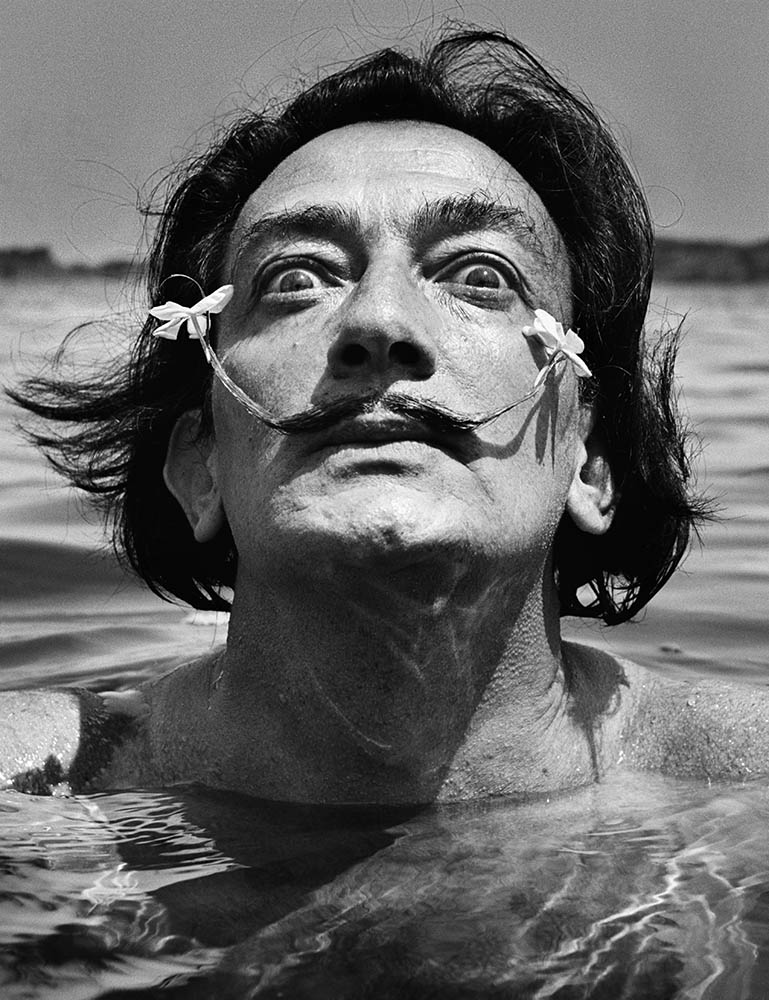 Dali-en-el-agua-1953